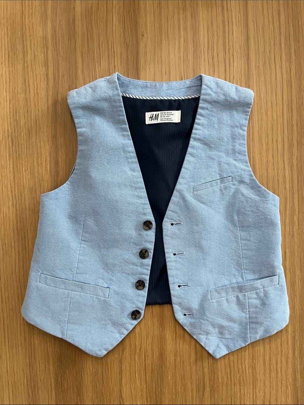 H&M Kid’s blue cotton vest, size 6-7 runs smaller